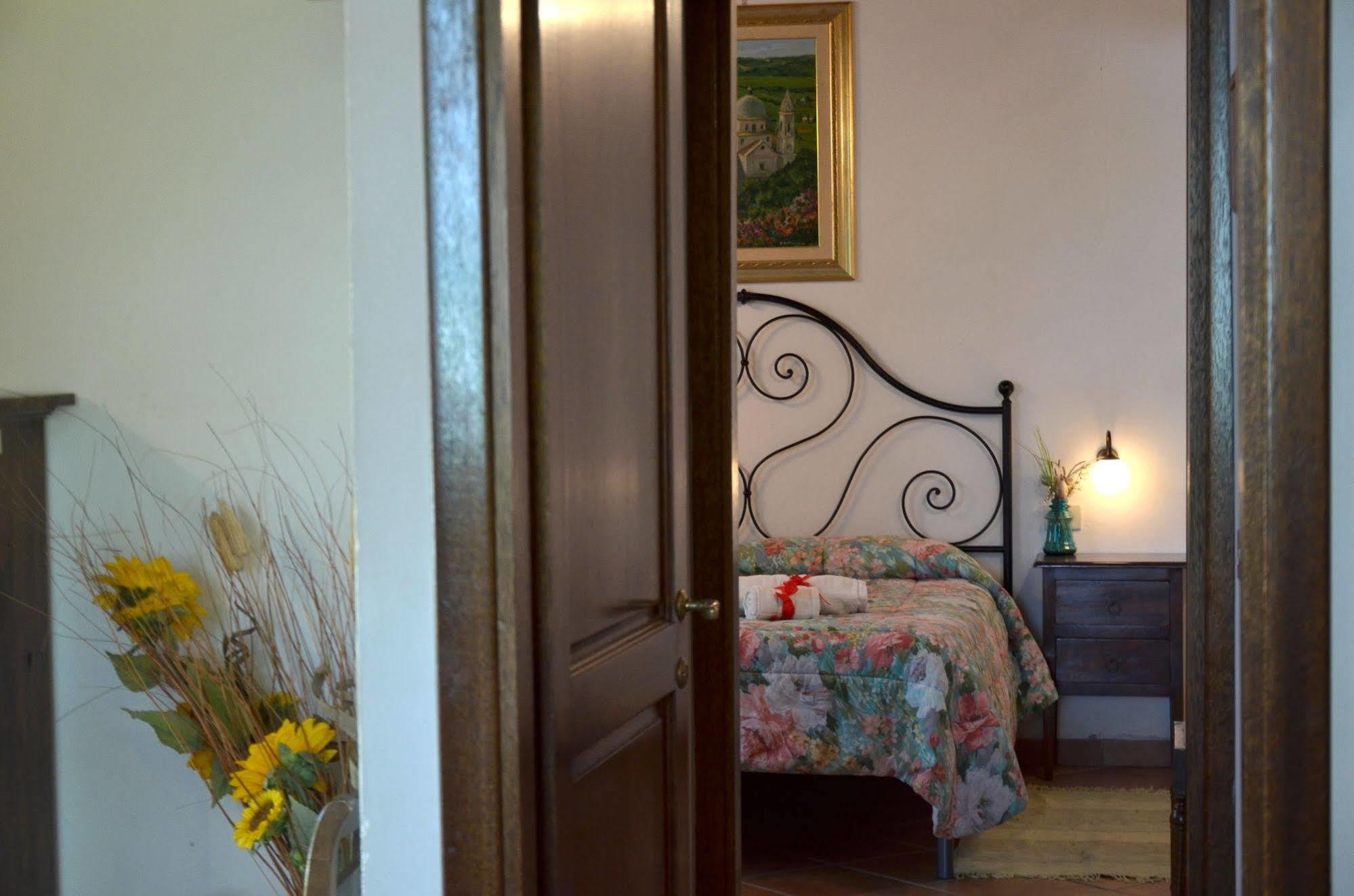 Agriturismo Il Casalone Montepulciano Stazione Eksteriør bilde